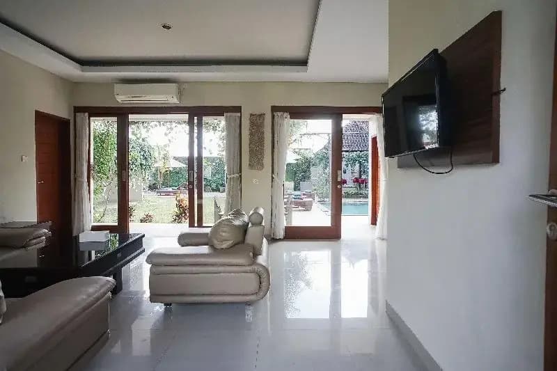 Royal Majesty Villas Jimbaran by ZUZU - photo 8