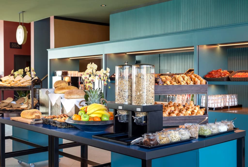 Olympic Hotel - photo 13