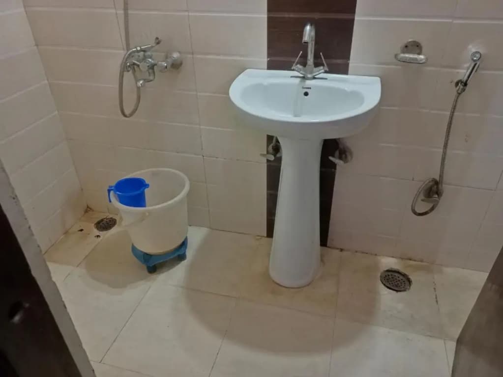 Airport Hotel Parikshit Palace - photo 18