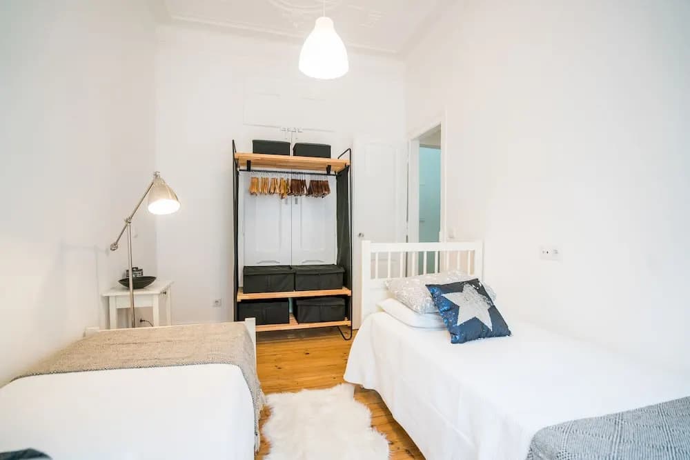 Estrela Neoclassical Apt River View - photo 4