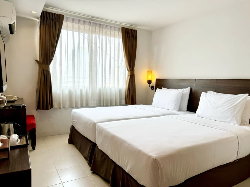 Pas Cher Hotel, Bangkok - photo 6