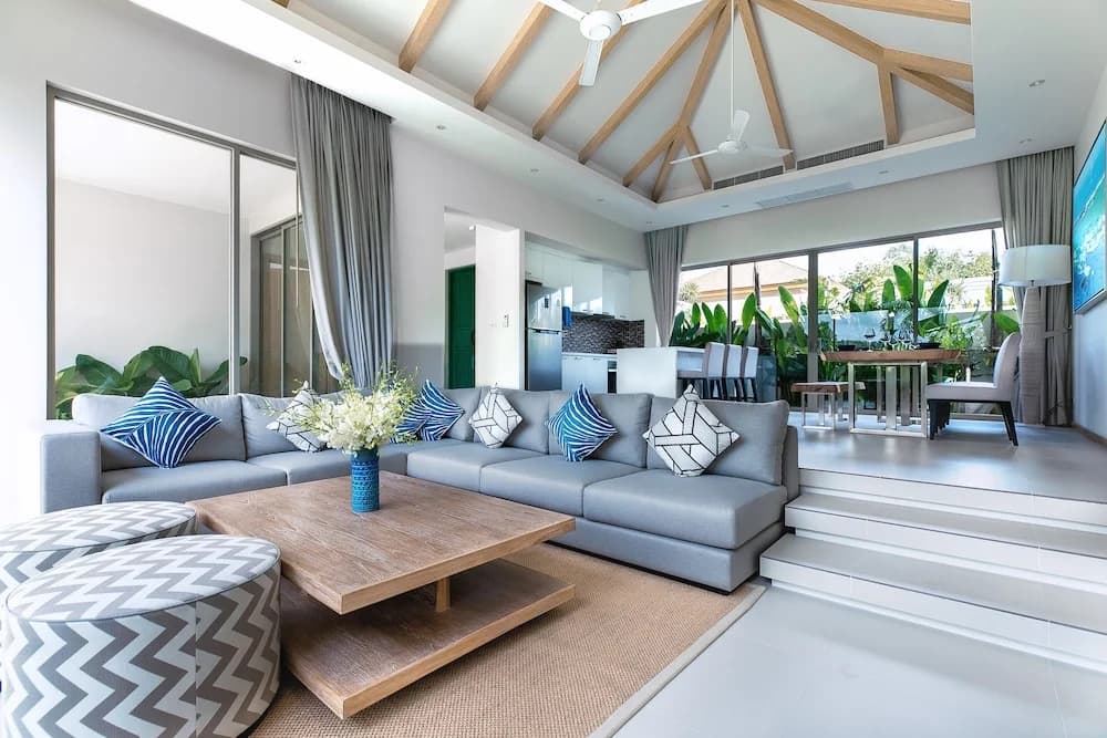 Modern 3BR Villa with Private Pool & BBQ - photo 1