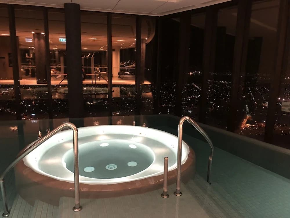 Top54th Luxury 2BR Astonishing CBD Sight - photo 13
