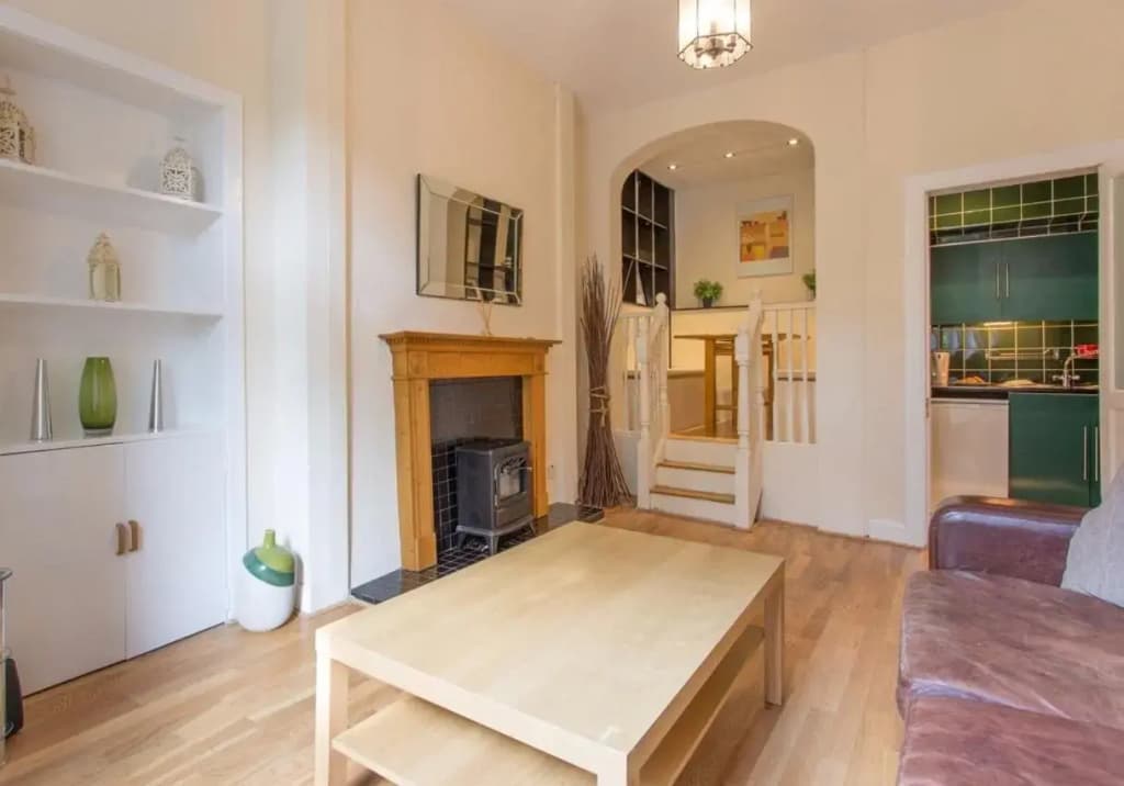 The Broughton Road Residence - photo 11
