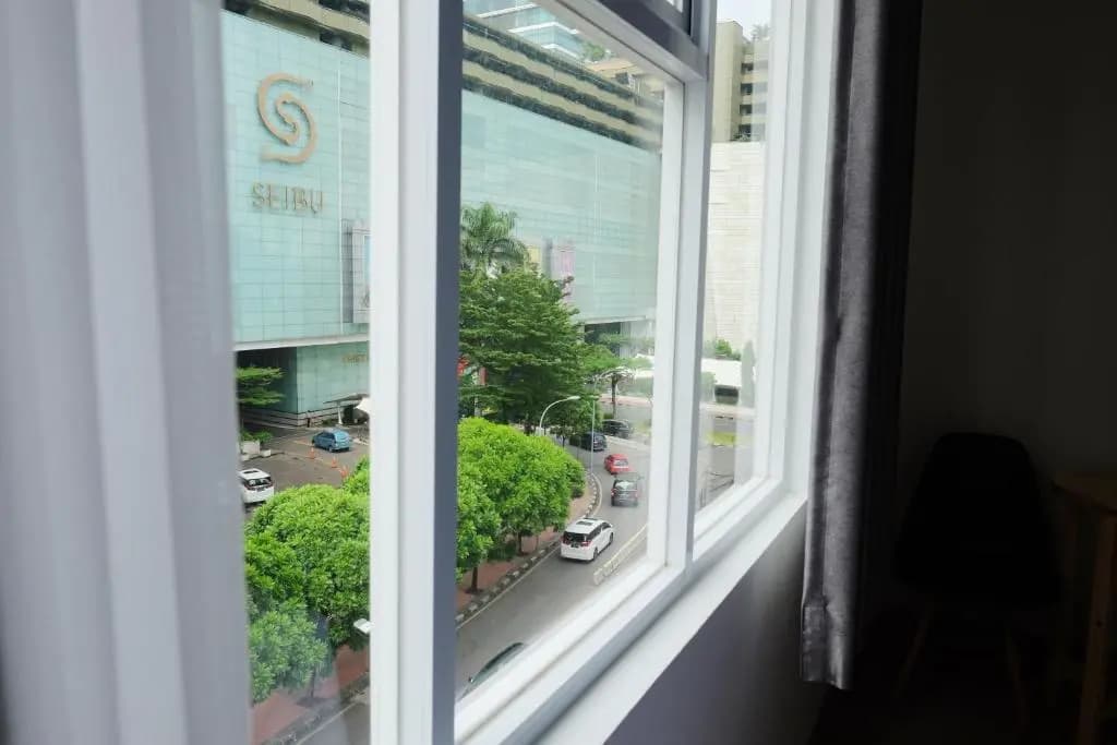 Grand Thamrin Hotel - photo 8