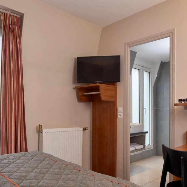 Timhotel Paris Gare Montparnasse - photo 32