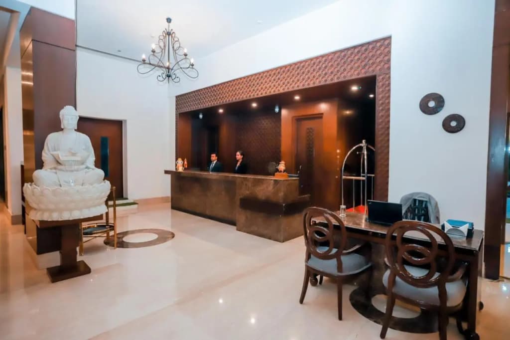 Bel-La Monde Hotel NH8 at 6km from IGI Airport Delhi - photo 22