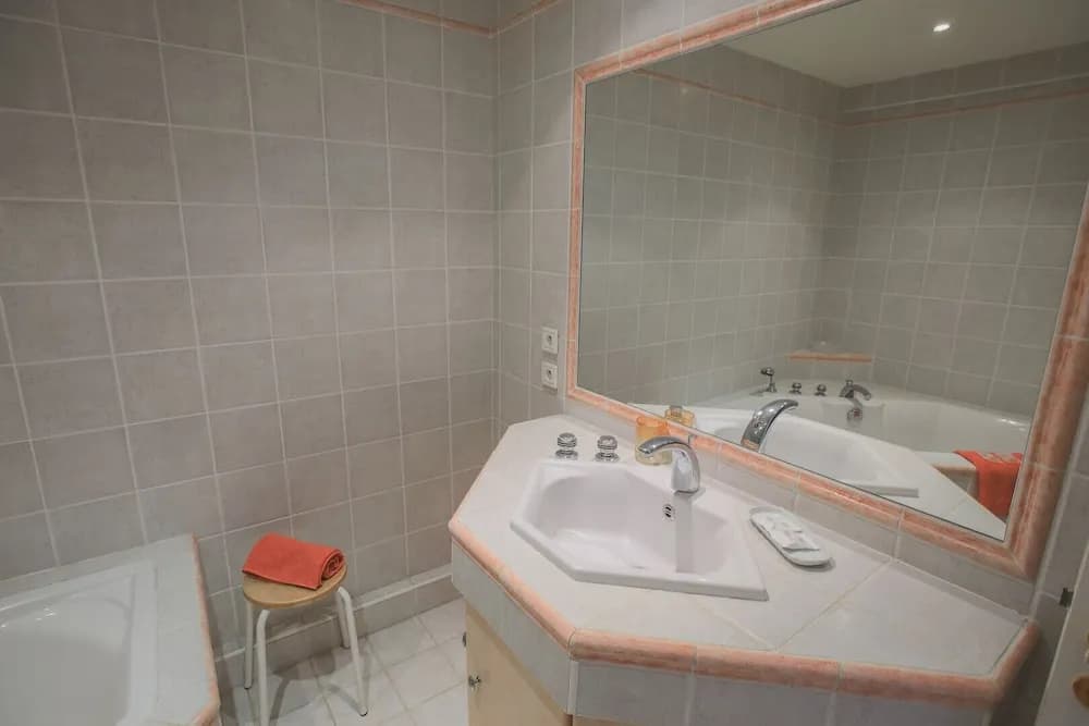 Agrianthe Figuiers AP3092 by Riviera Holiday Homes - photo 7