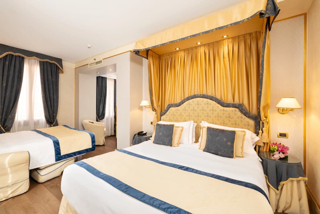 Hotel A LA Commedia - photo 27