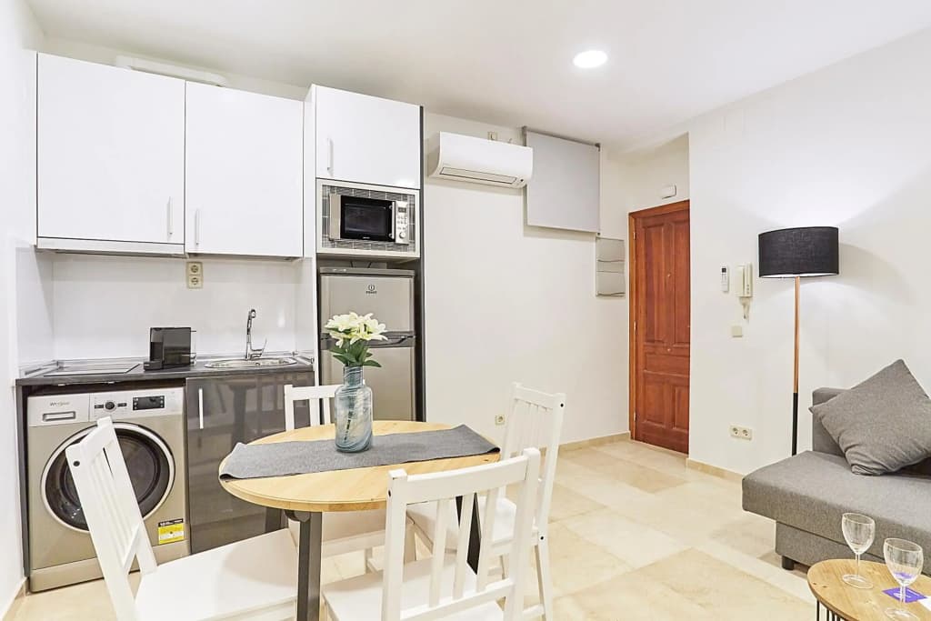 LEEWAYS LOFT IV in GRAN VÍA - photo 13
