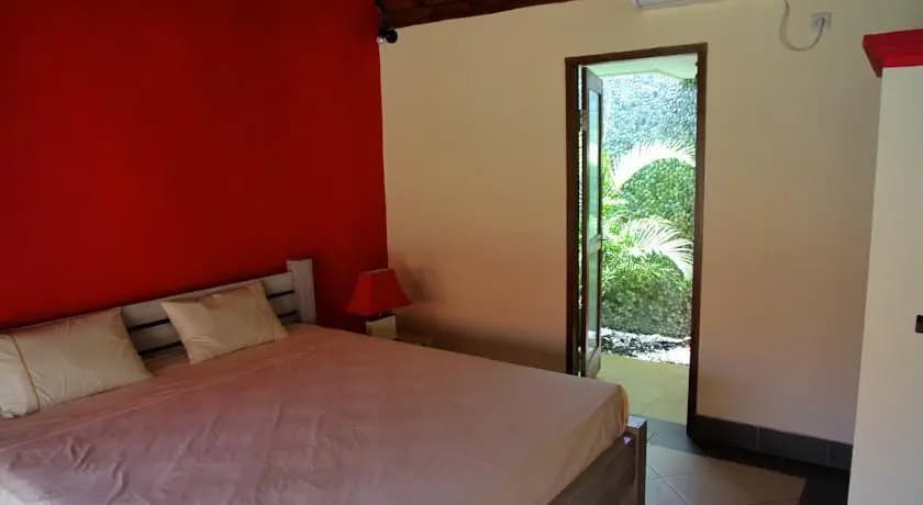 Mote Surfstay - main photo