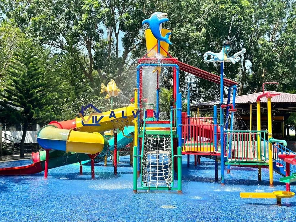 Homestay Bayou Lagoon Park Resort - photo 18
