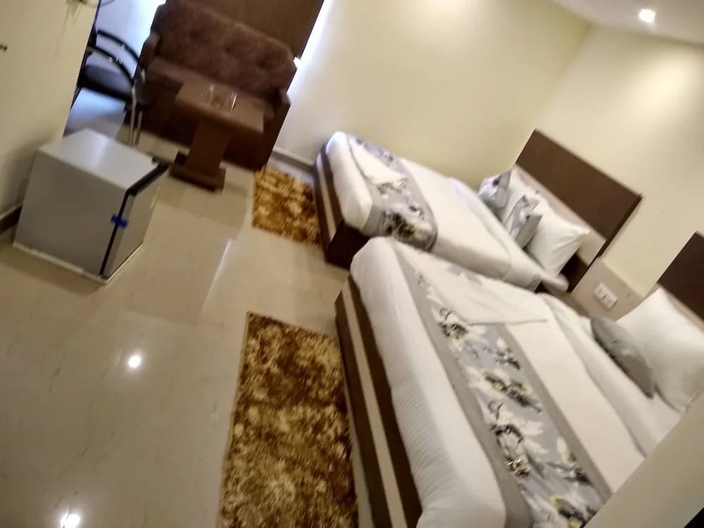 OYO 11689 Kelvish Hotel - photo 5