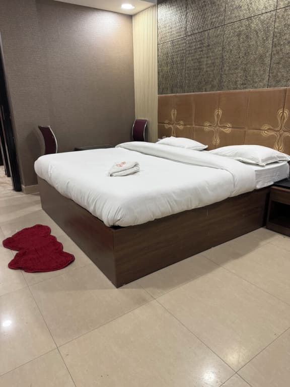 Hotel om international - photo 15
