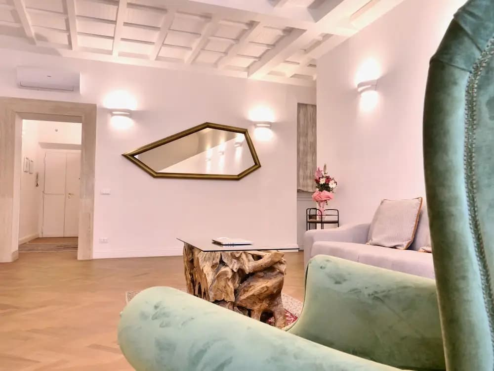 Helmirage Suite Via Del Corso - photo 2