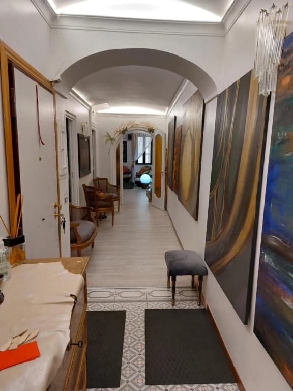 Spanish Steps bedroom - photo 19