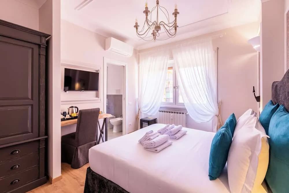 Trastevere Paper Suites - photo 10