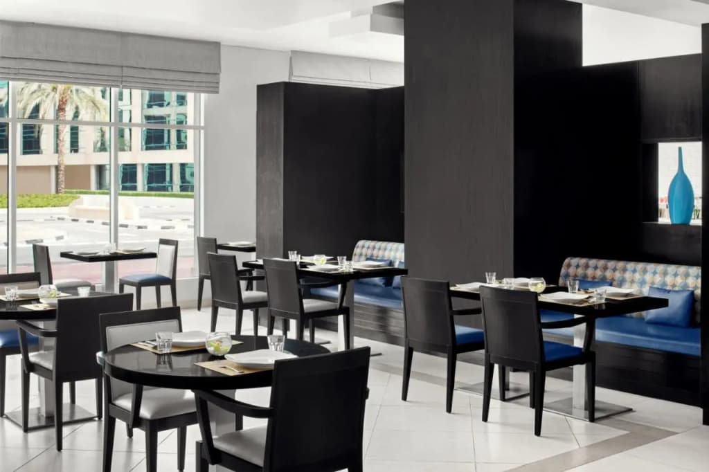 Holiday Inn Safa Park - photo 8