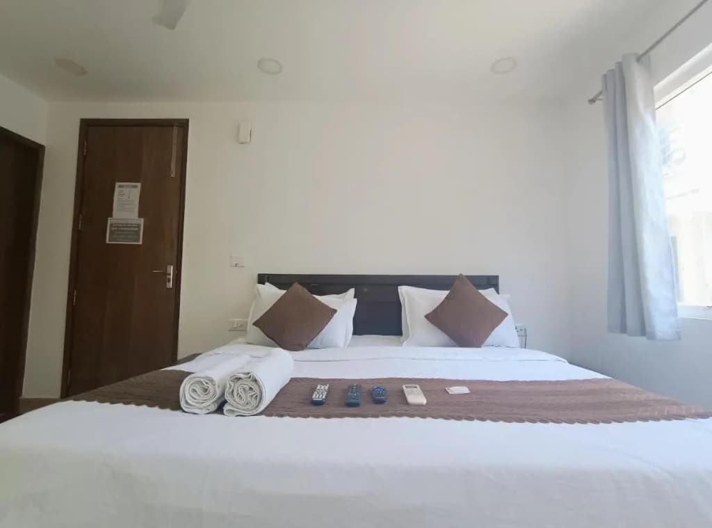 Mauryan Elite Hotel @ Devli Khanpur - photo 16