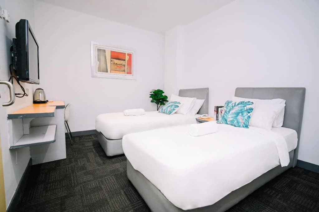Swing and Pillows — KL Sg Besi Hotel - photo 29