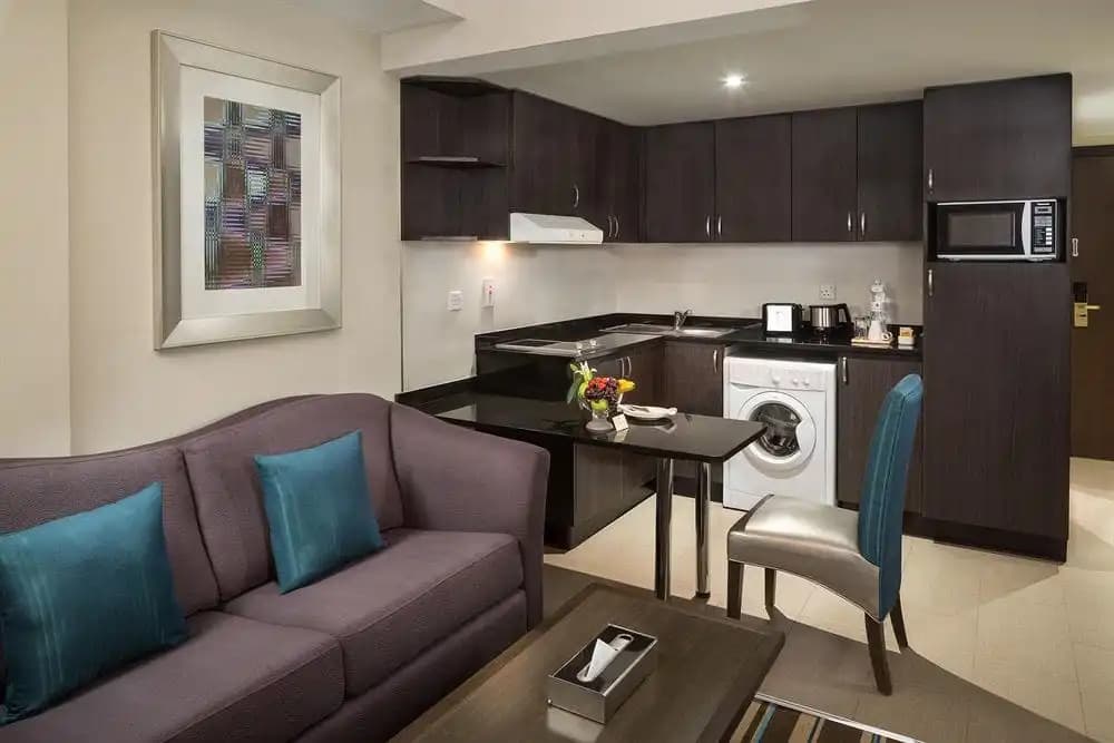 Savoy Crest Hotel Apartments - photo 18