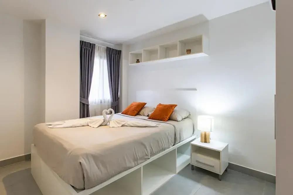 Modern Condo - 1BR T1-401 - photo 17