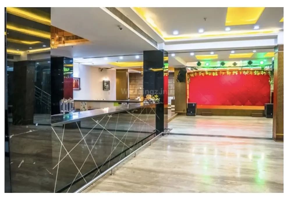 West Yard Hotels - photo 18