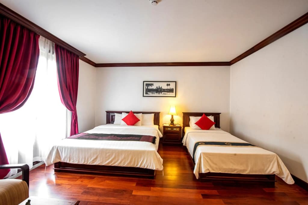 The Suite By Royal Crown Hotel - photo 30