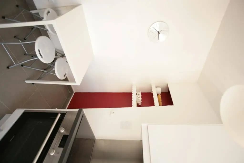 Sunny Saint Germain 1 Bdrm (158) - photo 10