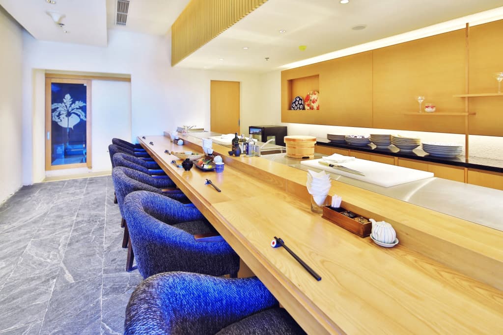Zen Diamond Suites Hotel - photo 22