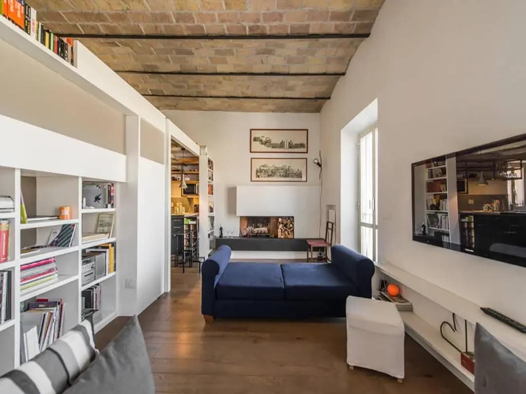 Over The Tiber Loft - photo 4