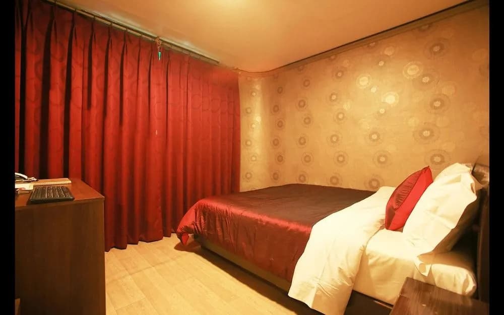 Bobos Motel - photo 15