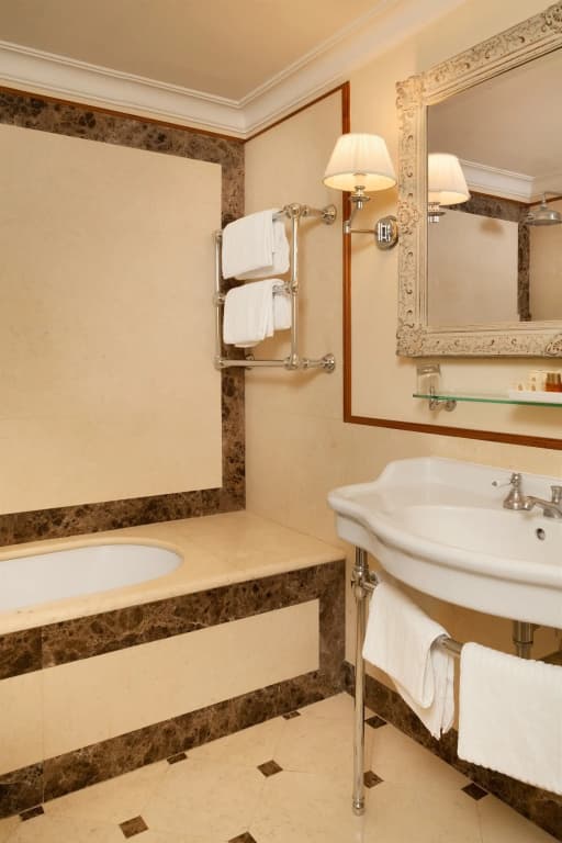 Hotel Executive Florence - photo 17