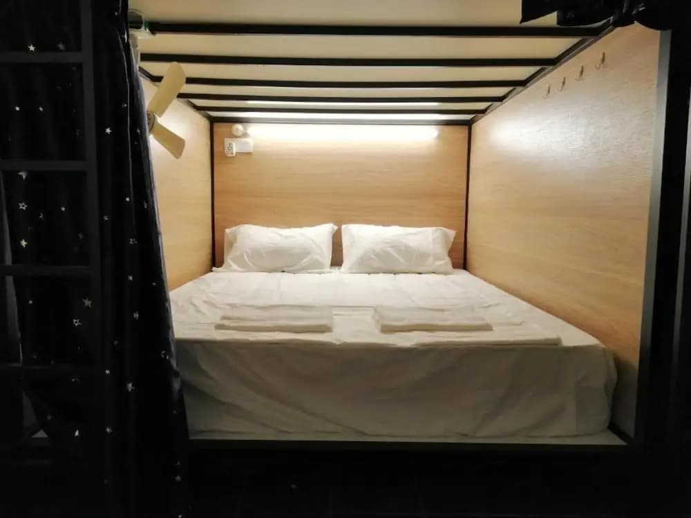 Third Street Station - Hostel - photo 8