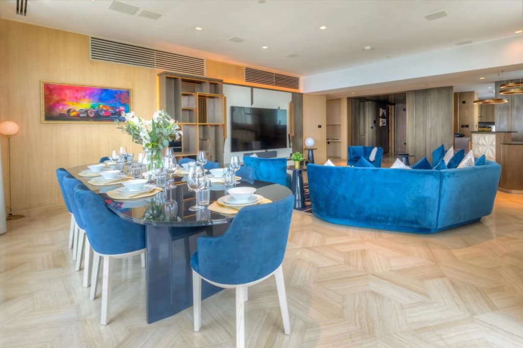 Dxb - Five - 30301 - Pj - photo 18