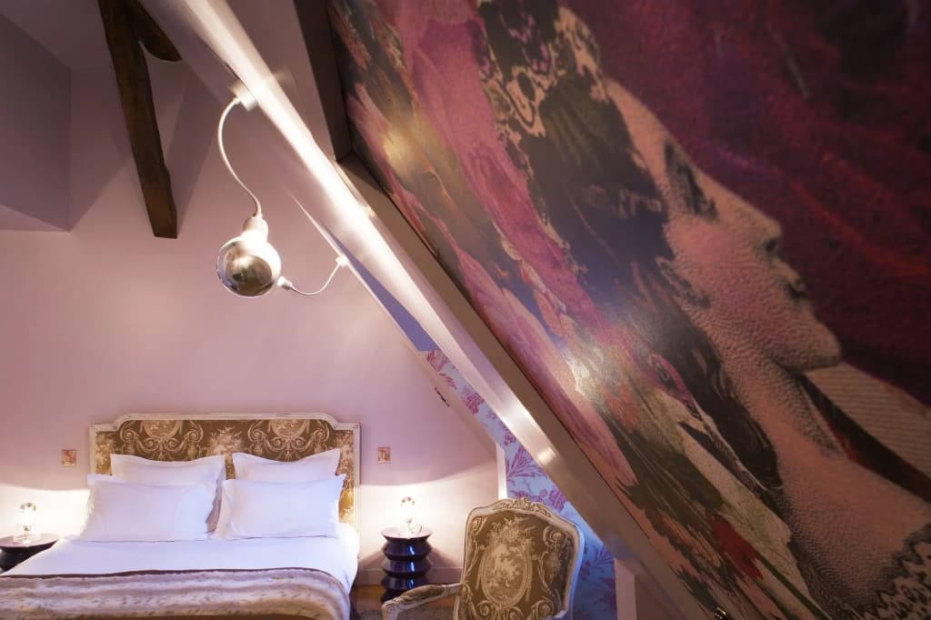 Hôtel du Petit Moulin, Haute Couture hotel by Lacroix - photo 6