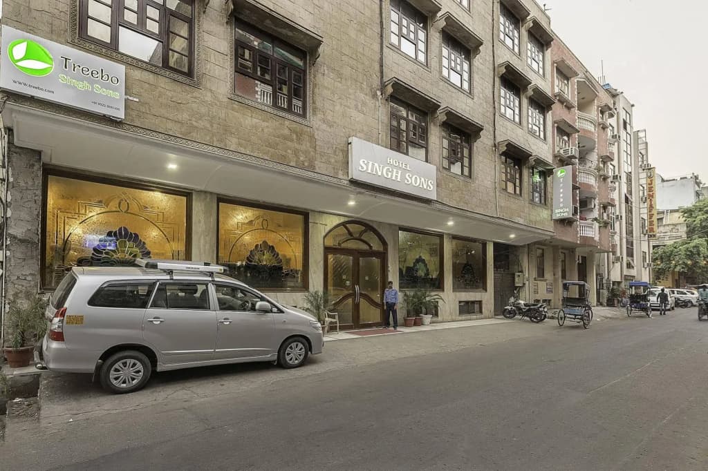 Treebo Trend Singh Sons Karol Bagh - photo 1
