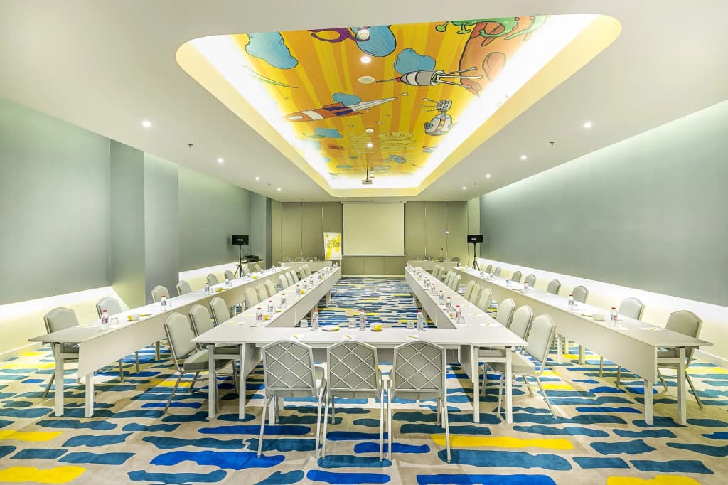 YELLO Hotel Harmoni Jakarta - photo 16