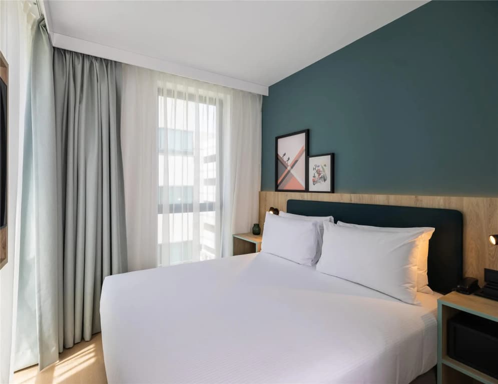 Spark By Hilton Madrid Alcala - photo 22