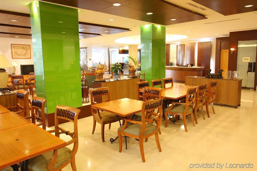 Royal View Resort - photo 21