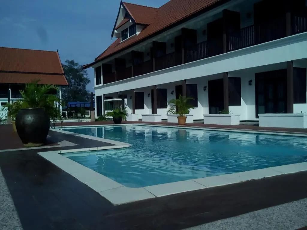 The Manor Beach Resort - photo 20