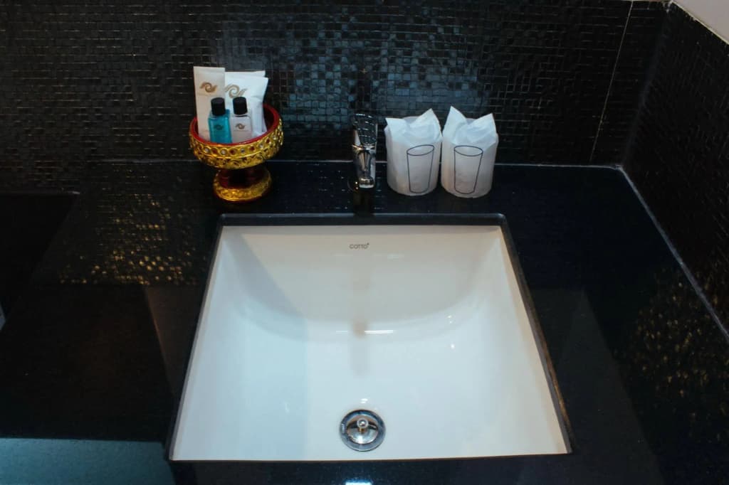 Noble Tarntong Boutique Hotel - photo 7