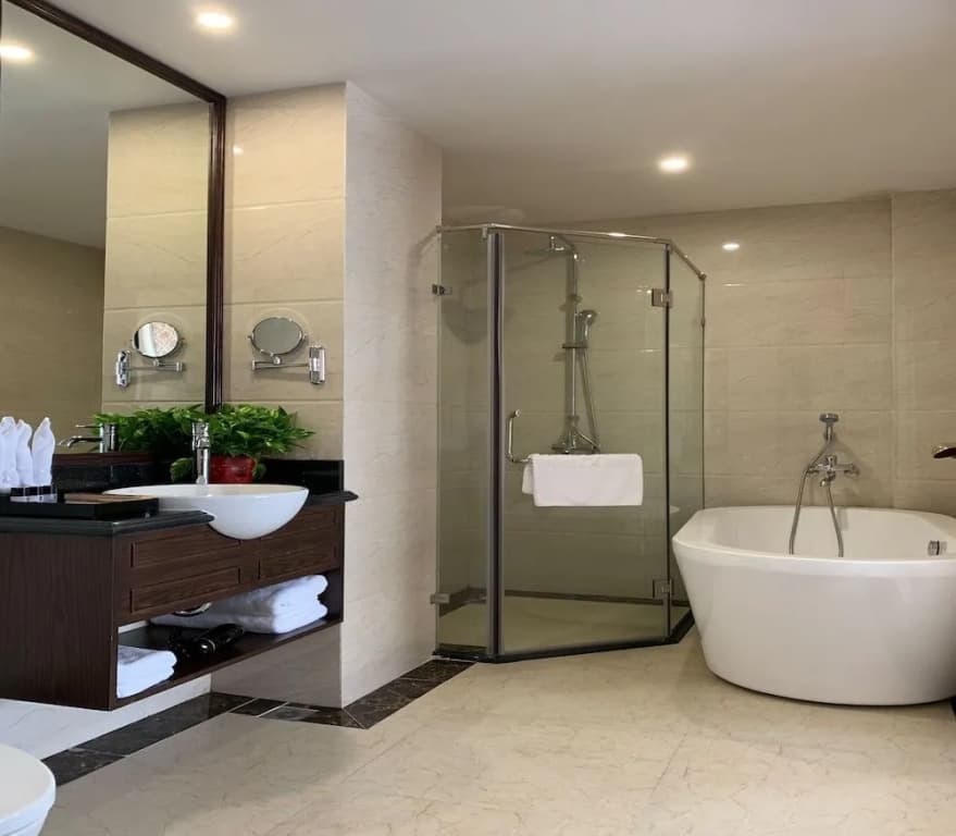 Dragon Legend Hotel - photo 8