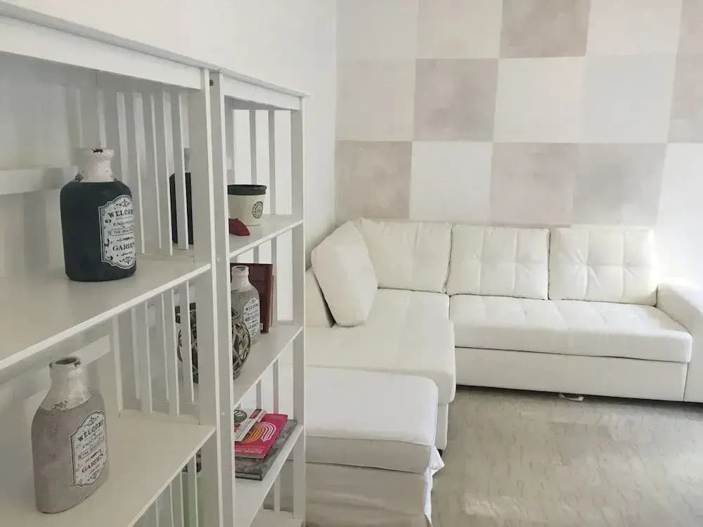 Step Spanish Apartment with Terrace - photo 5