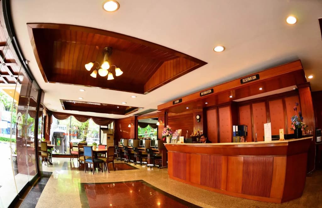 Silom Village Inn - photo 18
