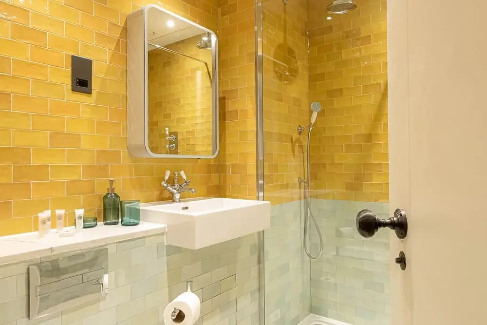 Three Bed Apts near Spitalfields Mkt - photo 32
