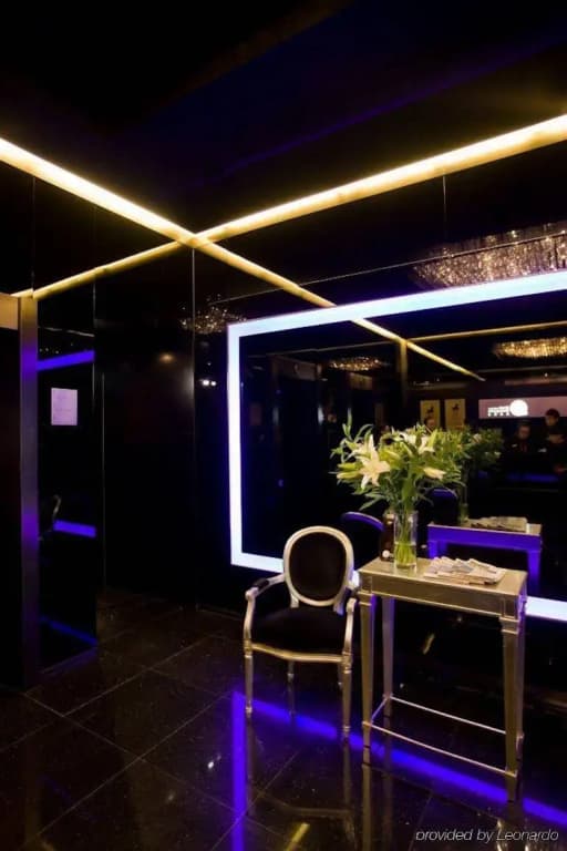 J Link Hotel - photo 17