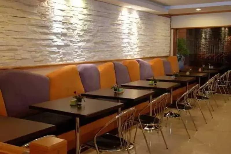 Suriwongse Tower Inn - photo 9