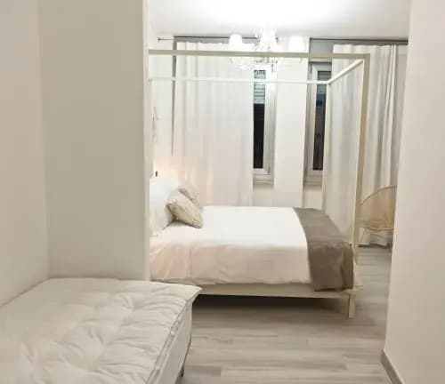 Vatican Luxury 2bd 2ba Apartment - photo 3