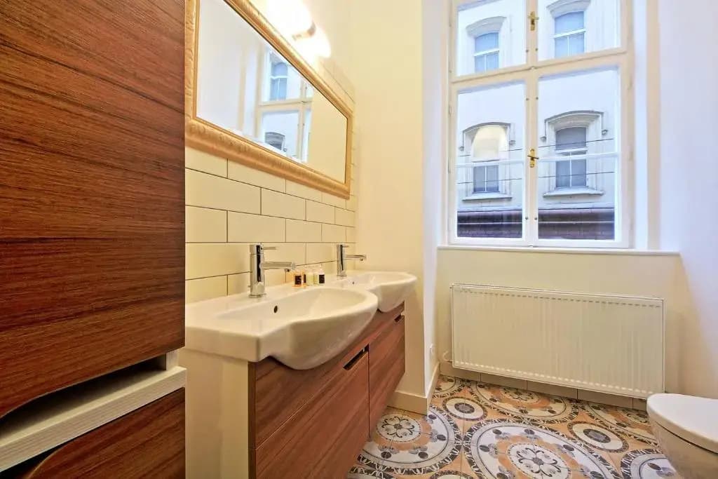 DeLuxe Apartment - photo 9
